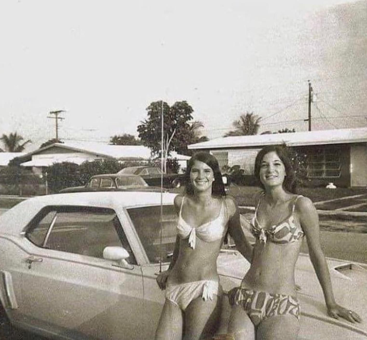 summer 1970s girls